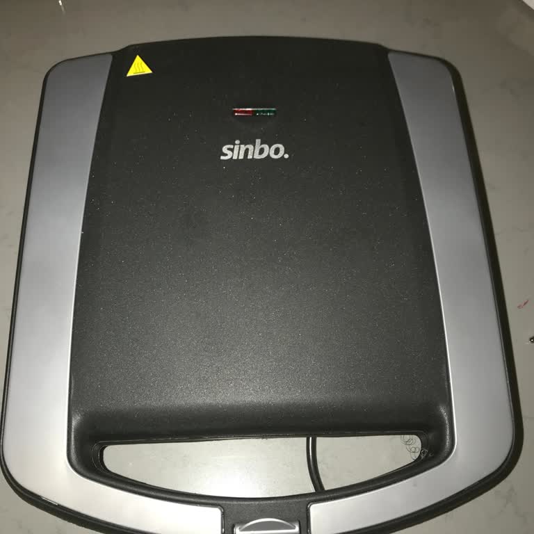 Sinbo Tost Makinesi: Hayal Kırıklığı Ve Kötü Koku Sorunu