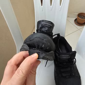 Carrefour SA Ve Sketchers Ayakkabı Garanti Sorunu