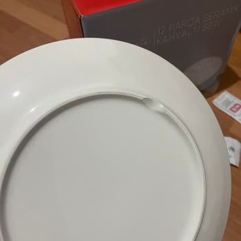 Eksik Ve Kırık Parçalarla Hayal Kırıklığı