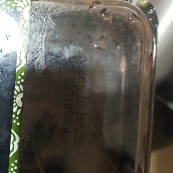 Soğuk Baklava İçinde Tehlikeli Taş Parçası!