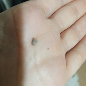 Soğuk Baklava İçinde Tehlikeli Taş Parçası!