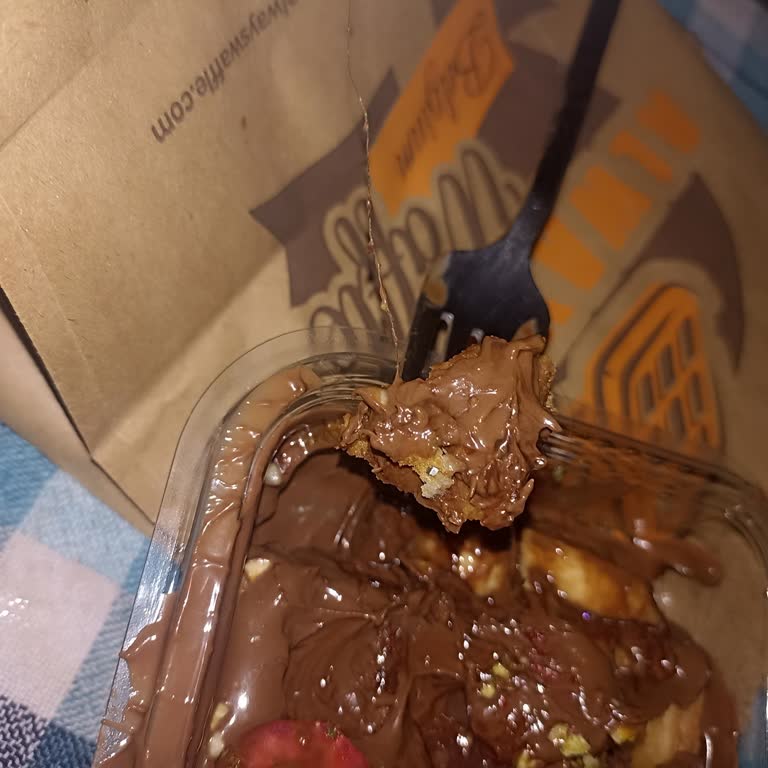 Waffle Siparişimde Saç Çıktı