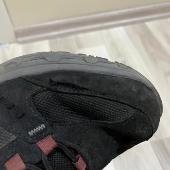 Skechers Ayakkabının Altı Ayda Paramparça Olması