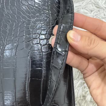 Nine West Çantada Deri Ve Fermuar Sorunları