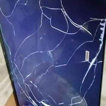 Kırık Ekran Ve Ücretli Kurulum Sorunu