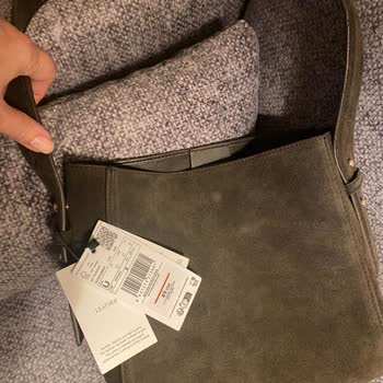 Mango Şubelerinde Farklı Fiyat Uygulaması Ve Euro Ödeme Sorunu