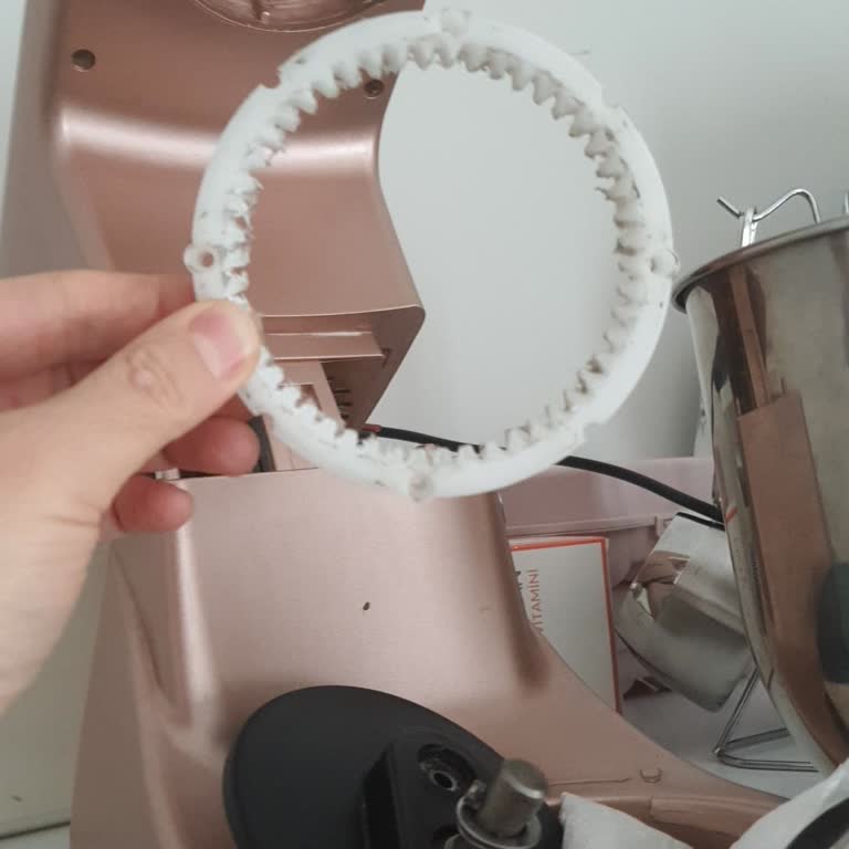 Emsan Mutfak Şefinde Yedek Parça Sorunu