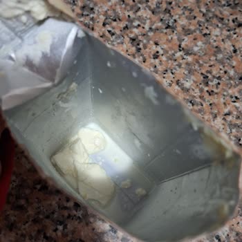 Bozuk Süt Şoku: Lor Gibi Parçalar!