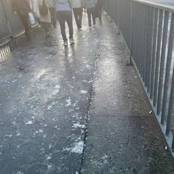 Şişli Belediyesi Çağlayan Adliyesi Önünde Sürekli Buzlanma Sorunu!