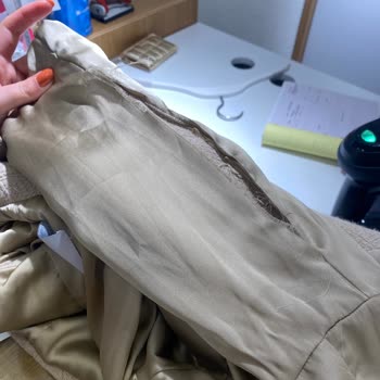 Mango'da Yırtık Ceket Ve İlgisiz Müşteri Hizmeti