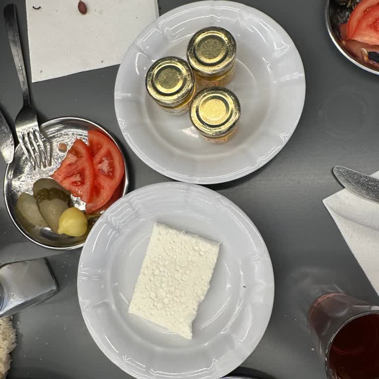 Köfteci Yusuf'ta Şubeler Arası Standart Sorunu Ve Hoş Olmayan Tavır