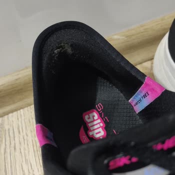 Skechers Ayakkabılarında Kalite Sorunu Ve Müşteri Memnuniyetsizliği