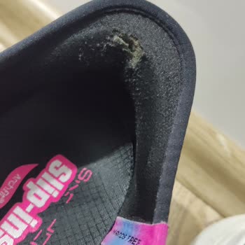 Skechers Ayakkabılarında Kalite Sorunu Ve Müşteri Memnuniyetsizliği