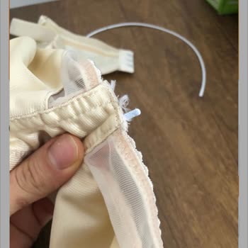 İlk Yıkamada Hasar Gören İç Çamaşırı İçin Çözüm Bekliyorum