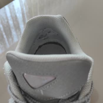 Garanti Süresinde Deforme Olan Ayakkabıya Çözüm Bekliyorum