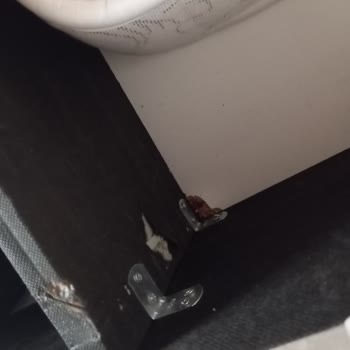 Castor Mobilya Yatak Odası: Sürekli Sorunlar Ve Kalite Problemleri