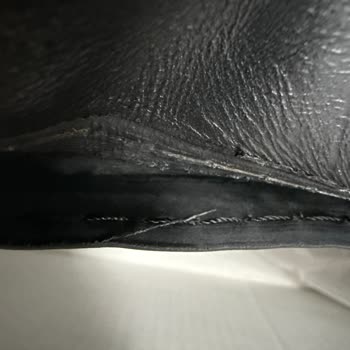 Kısa Sürede Açılan Ayakkabı Ve Boyner'in Reddettiği Garanti Talebi