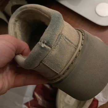 Stradivarius Pantolonun Rengi Yeni Ugg'ları Mahvetti