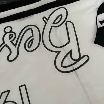 Taç Nevresim Takımı Boya Akıtıyor Ve Yatak Mahvoldu