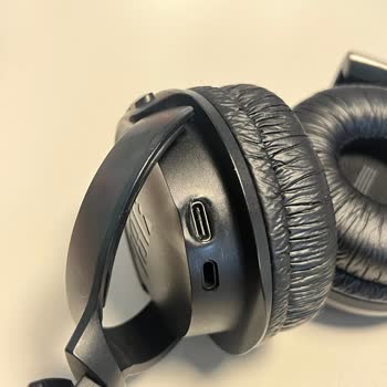 JBL 520 BT Kulaklığımın Aniden Kapanma Ve Erime Sorunu