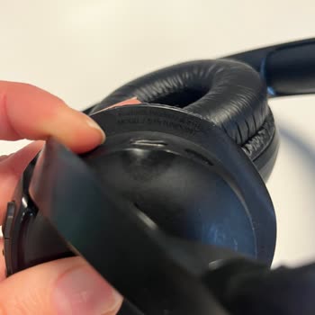 JBL 520 BT Kulaklığımın Aniden Kapanma Ve Erime Sorunu