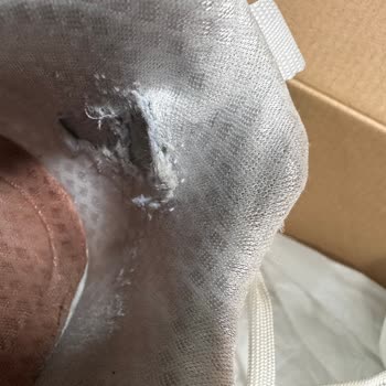 Skechers Ayakkabıda Beklenmeyen Deformasyon