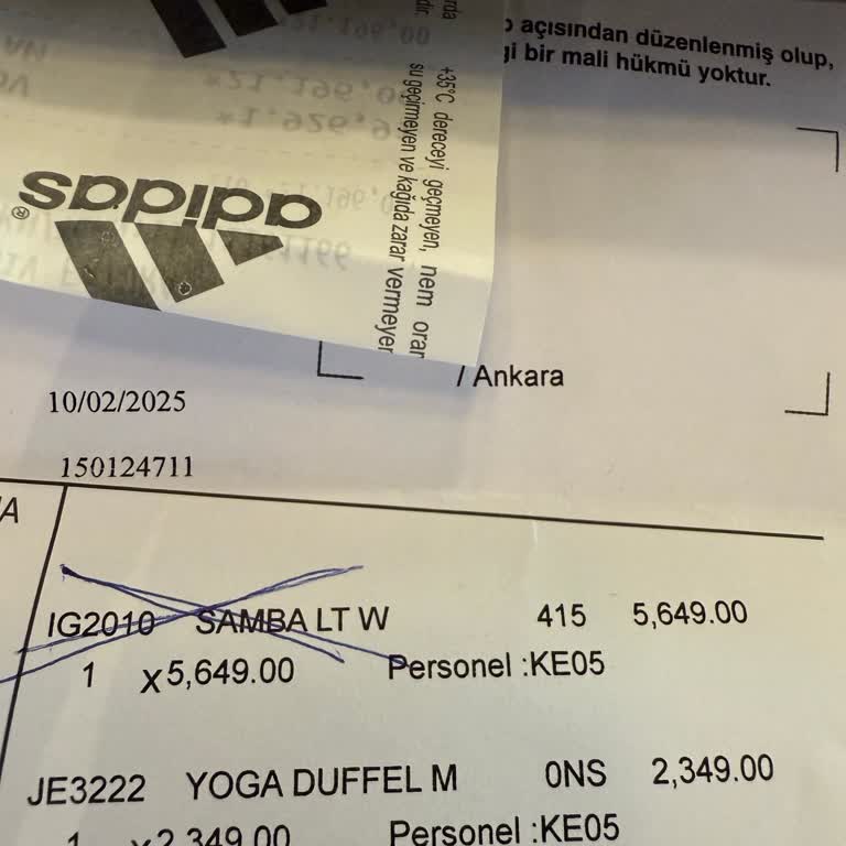 Adidas Mağazasında İade Sorunu