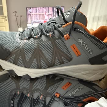 Columbia Winter Shoes Worn Less Than a Year & Fell Apart – Denied Warranty Claim