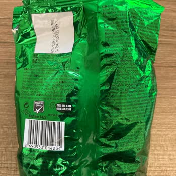 Eti Crax Krakerde İnsan Kılı Şoku