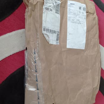 Teslimat Sorunları: Kargo Paketlerinin Durumu Müşteri Memnuniyetini Zedeliyor