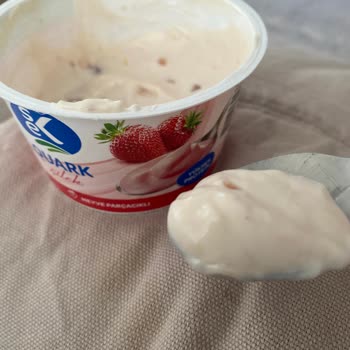 Sek Süt Quark Çilekli Ürün Görseli Ve İçeriği Uyumsuz!