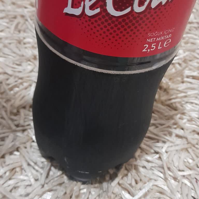 Le Cola'nın Çamaşır Deterjanı Tadı Şoku