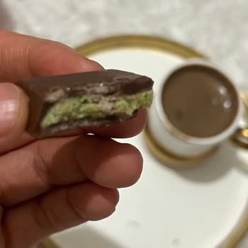 Dubai Çikolatasında Şaşırtıcı Poşet Sorunu