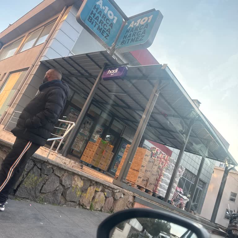 Mağaza Personelinin Saygısız Tutumu