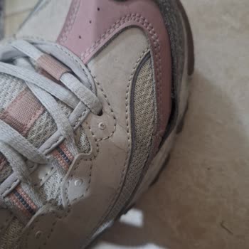 Skechers D’LITES New Journey Shoes Falling Apart – Denied Warranty Claim