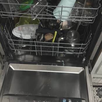 Bulaşık Makinesi Sorunları Ve Yetersiz Servis Desteği