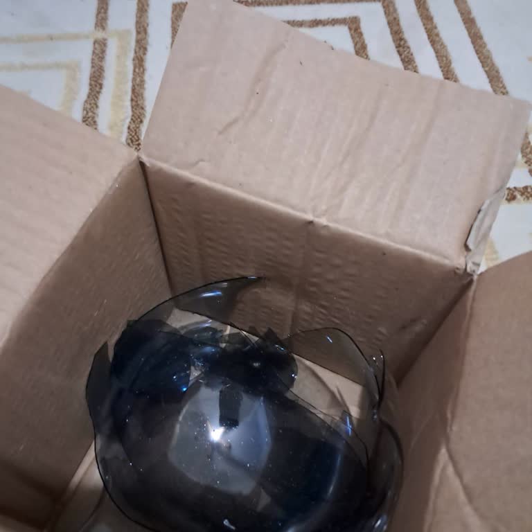 Mudo Concept'ten Gelen Kırık Avize Şoku