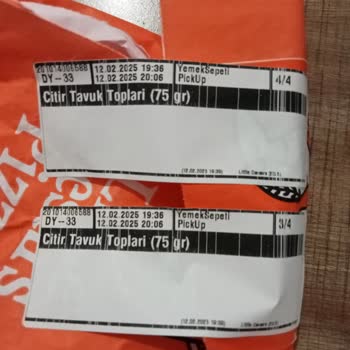 Little Caesars Pizza'da Hayal Kırıklığı: Yanıltıcı Boyut Ve Kalitesiz Malzemeler