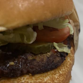 Eve Gelen Çöp Menü: Soğuk Ve Lezzetsiz Deneyim