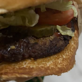 Eve Gelen Çöp Menü: Soğuk Ve Lezzetsiz Deneyim