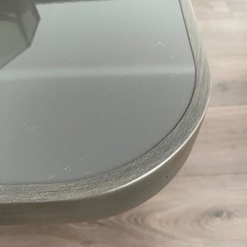 Yanlış Renk Ve Uzun Süreli Bekleyiş: Orta Sehpa Sorunu