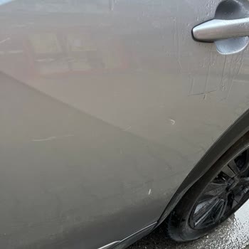 Martı Mobiletleri Yüzünden Araç Çizildi: Sorumsuz Park Sorunu