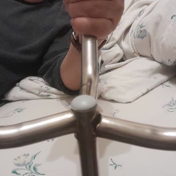 Üç Ayaklı Bastonun Kalitesizliği Ve Güvenlik Riski