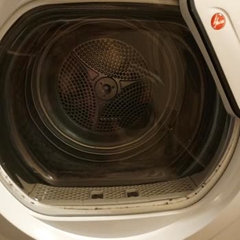 Hoover Kurutma Makinesinde Toz Ve Su Birikmesi Sorunu