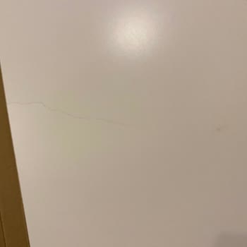 IKEA'dan Aldığım Kitaplığın Kırık Parçası Ve Nakliye Sorunu