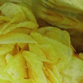 Lays Paketinden Çıkan Saç Teli Şoku!