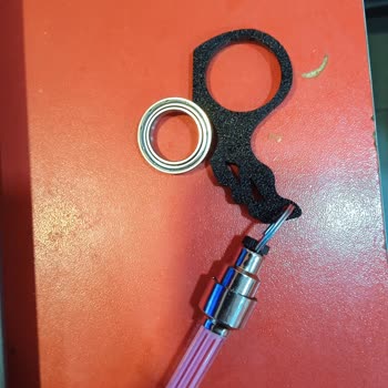 Kırık Keyrambit Ve Çalışmayan Işık: Kalitesiz Ürün Deneyimi