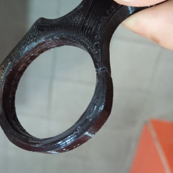 Kırık Keyrambit Ve Çalışmayan Işık: Kalitesiz Ürün Deneyimi