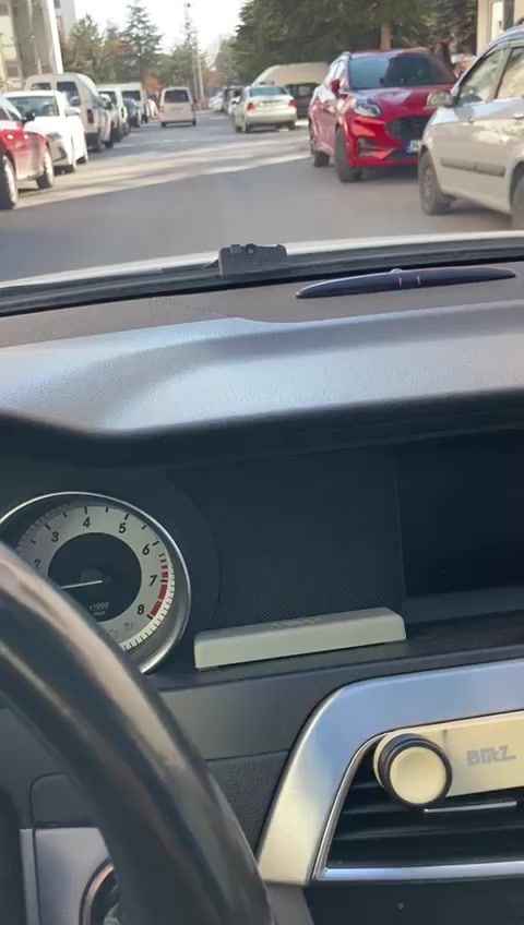Mercedes-Benz&nbsp;Did Not Fix the Squeaking Noise After Brake Pad Replacement video cover