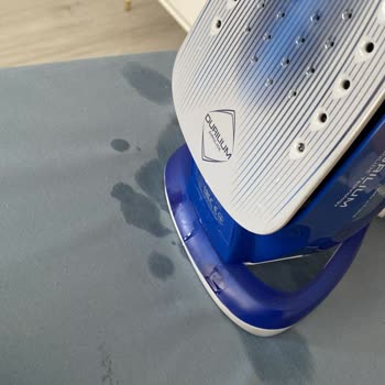 Tefal Ütü Sürekli Su Akıtıyor Ve Sorun Çözülmüyor